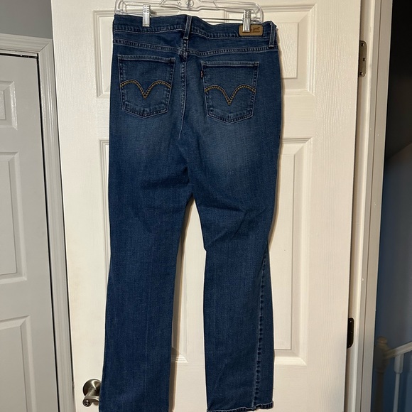 Levi’s Women’s 505 Straight Leg Denim Jeans - Picture 7 of 14